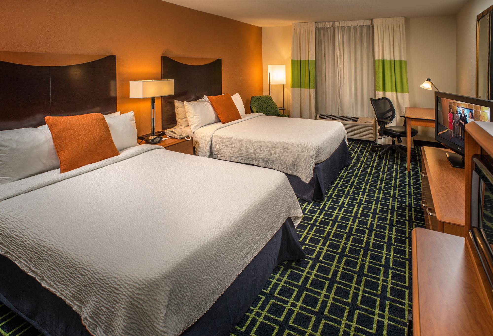 Best Western Plus Beckley Inn Екстериор снимка
