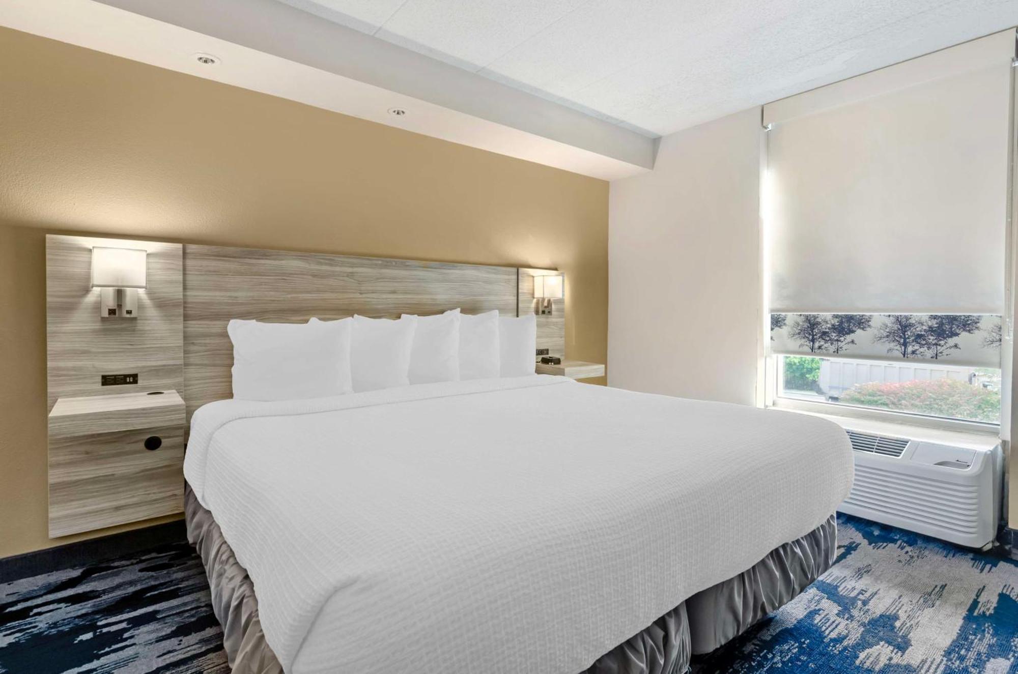Best Western Plus Beckley Inn Екстериор снимка