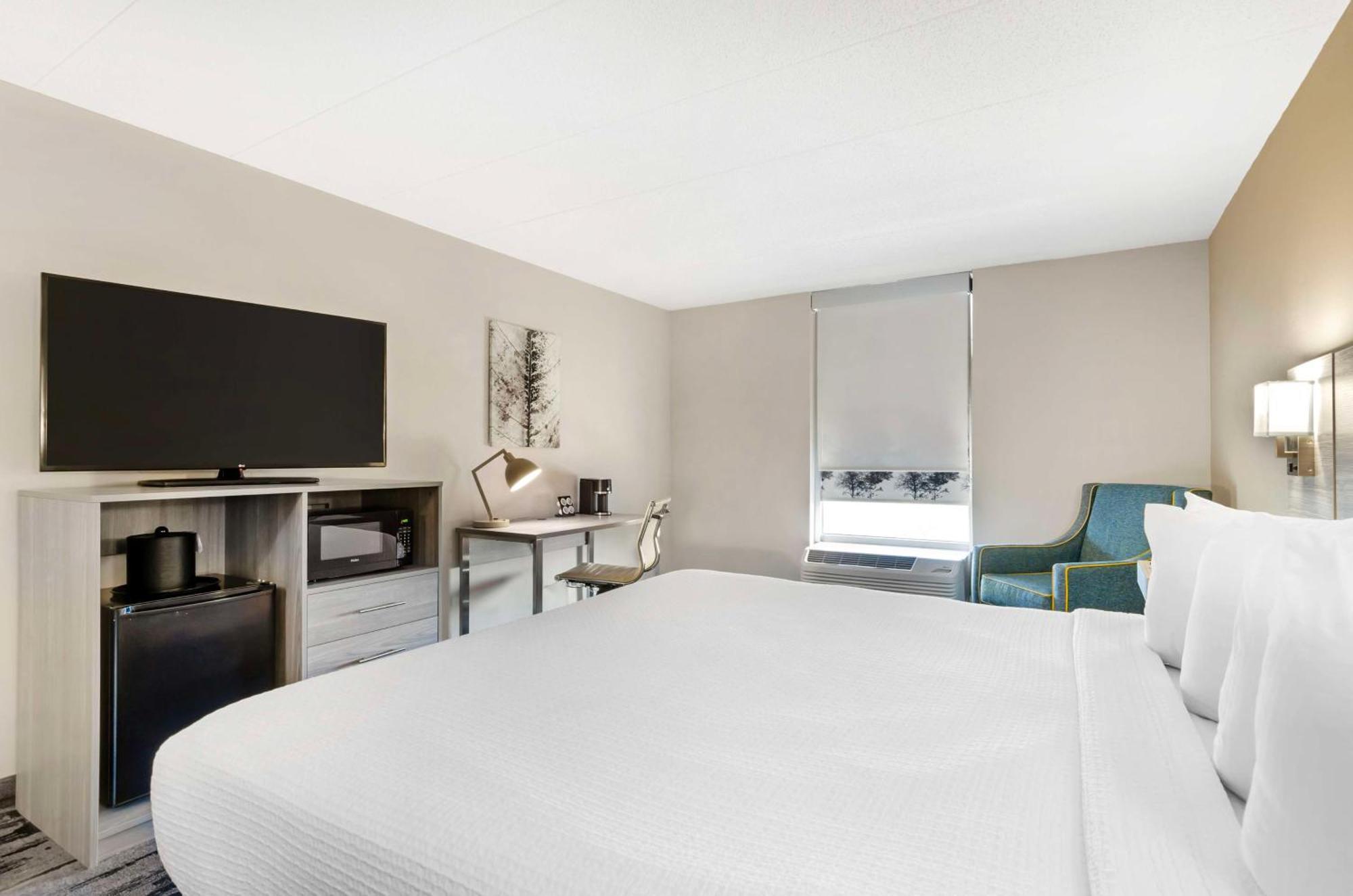 Best Western Plus Beckley Inn Екстериор снимка